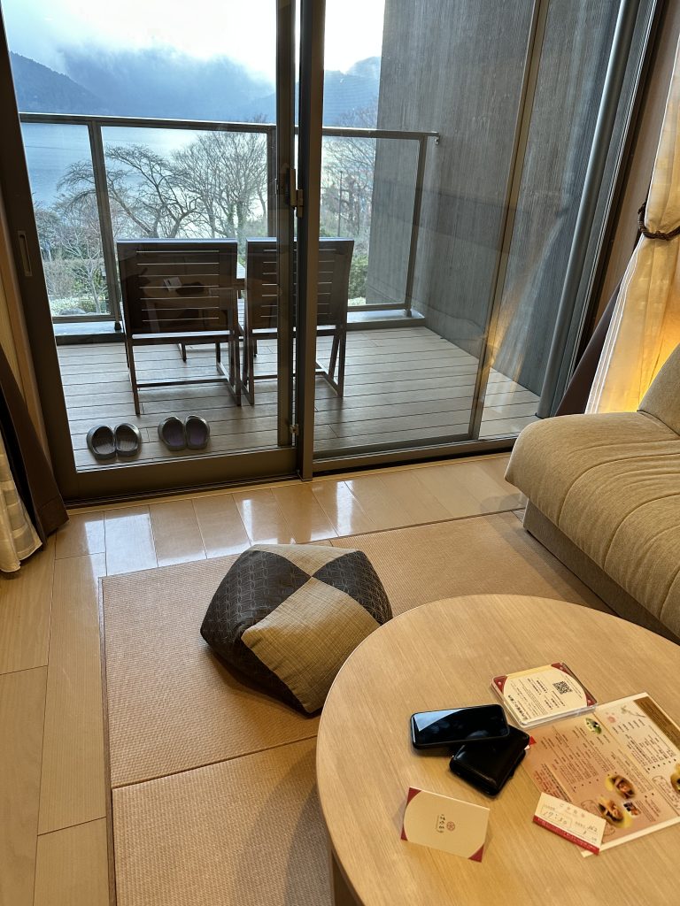 46BE0DAE-2DB9-4976-9F18-2EA851A5B2C4